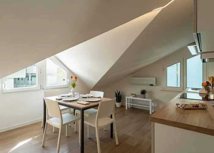 Apartment Pra-tu - Mansarda Moderna 2 - P R A T U R E C C I Group